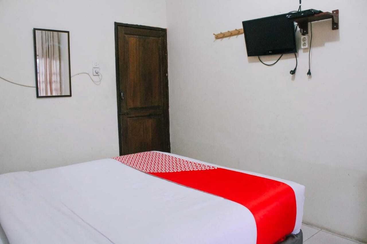 OYO 2799 Berastagi Backpacker Rooms Bagian luar foto